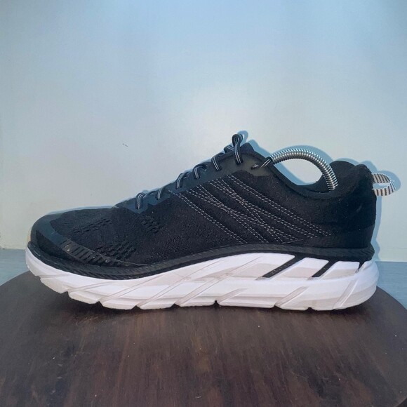 Hoka One One Womens Clifton 6 1102873 BWHT Black Running  Hoka One One Womens Clifton 6 1102873 BWHT Black Running Shoes Sneakers Size 11